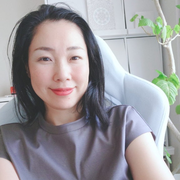 霊能者　七水（ななみず）先生